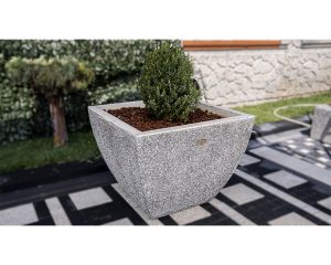 Betonska žardinijera BABILON N-K5