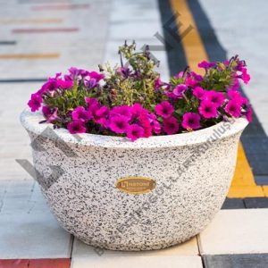 Betonska žardinijera CENTRAL N-K4